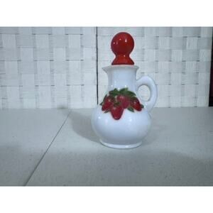 "VINTAGE AVON" Strawberries Small Bottle, Milk‎ Glass
